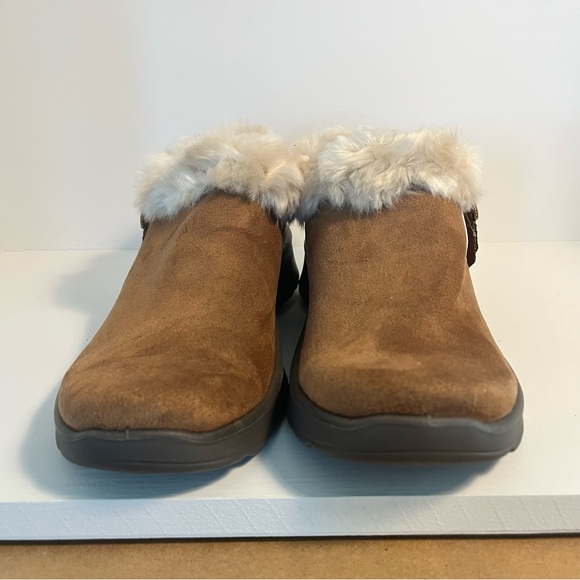 BZees Golden Go Washable Women's Bootie in Brown Size 8.5 - Picture 3 of 11